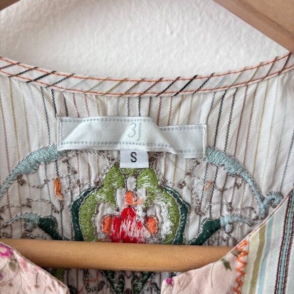 Johnny Was 3J Workshop Floral Embroidered Sleeveless Top - Picture 7 of 7